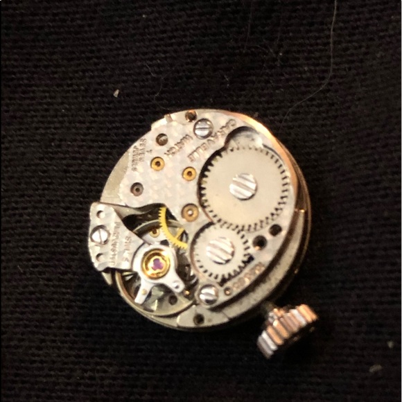 Caravelle by bulova watch simple but elegant - Picture 8 of 12